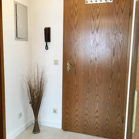 Haus Nicole Ferienwohnung 2 *